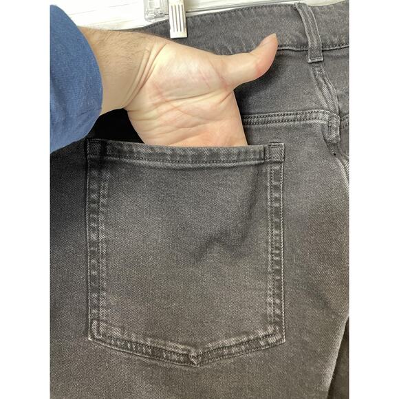 Old Navy Black Straight Leg Jeans - Picture 8 of 13